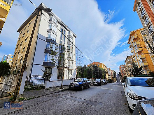 Şerifali'de Mükemmel Konumda 120M2 Satılık Fırsat 3+1