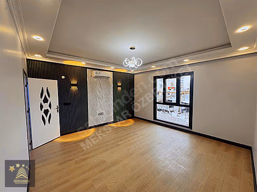 MERKEZDE SİTE İÇERİSİNDE ULTRA LÜKS ARAKAT DAİRE OTOPARKLI #1279771048