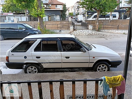 Vasıta / Otomobil / Skoda / Forman / GLX