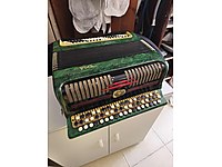 TOA Marka Rus yapımı antika akordiyon