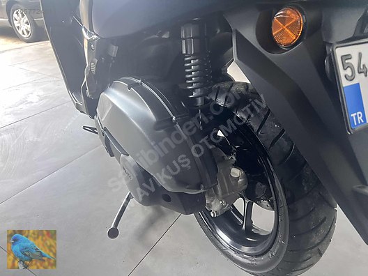 Yamaha N-Max 155 motorsiklet