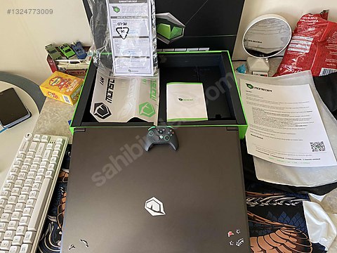 Monster / Monster RTX 4060 8Gb İ7 13700HX 32GB DDR5 Ram 1Tb SSD