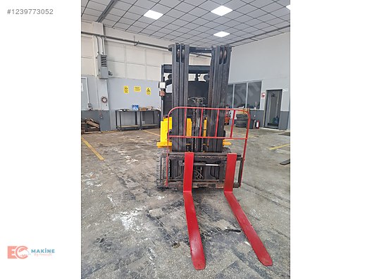 Machinery / Industrial / Carrying & Stacking Equipment / Forklifts / For Sale / Ceylift