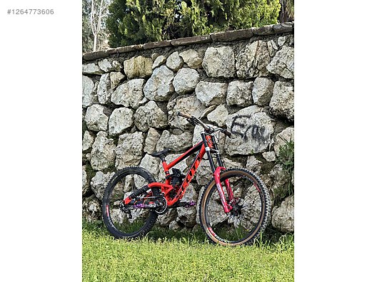 SCOTT GAMBLER 710 M BEDEN DOWNHİLL FREERİDE MAKİNESİ sahibinden