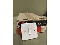 Bufer elektrik anahtarı 1 koli #1189773809