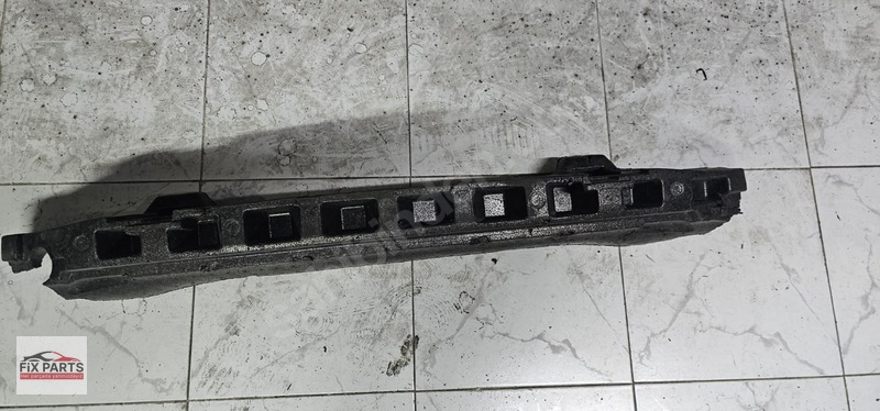 Volkswagen Caddy Tampon (Ön)