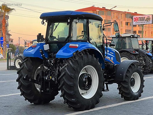 Machinery / Agricultural Machines / Tractors / New Holland / TR5.110