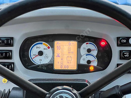 Machinery / Agricultural Machines / Tractors / New Holland / TR5.110