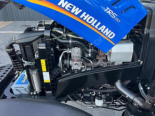 Machinery / Agricultural Machines / Tractors / New Holland / TR5.110