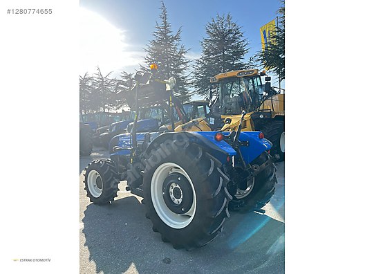 Machinery / Agricultural Machines / Tractors / New Holland / T3.60B