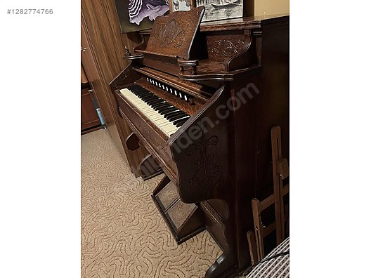 İkinci El ve Sıfır Alışveriş / Antika / Enstrüman / Antika Tuşlu Çalgı