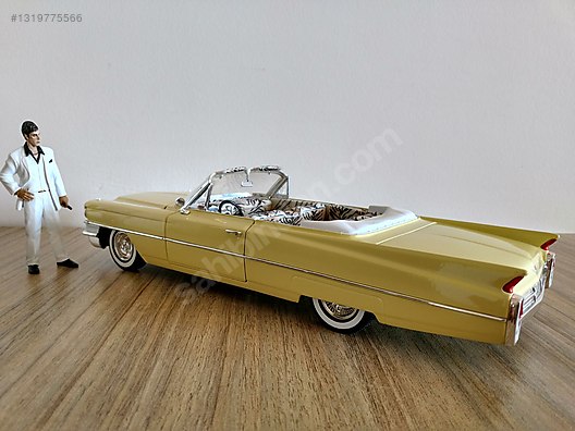 Jada Toys Diecast Model 1:18 Cadillac Araba - 1319775566
