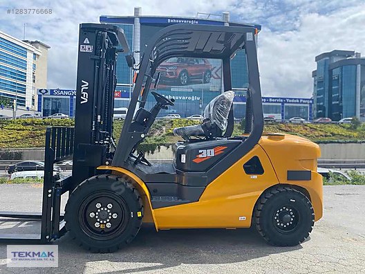 Machinery / Industrial / Carrying & Stacking Equipment / Forklifts / For Sale / Alfa