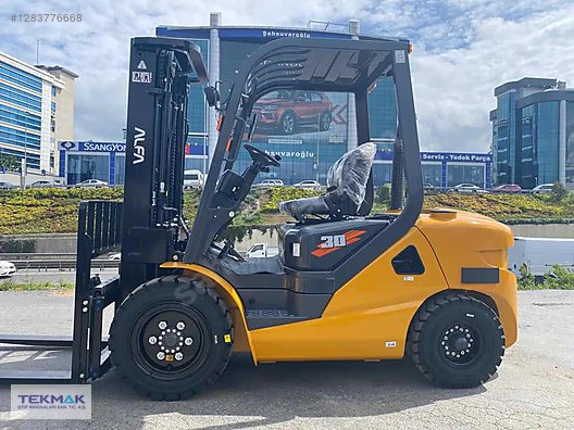 Machinery / Industrial / Carrying & Stacking Equipment / Forklifts / For Sale / Alfa