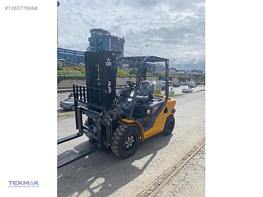 Machinery / Industrial / Carrying & Stacking Equipment / Forklifts / For Sale / Alfa