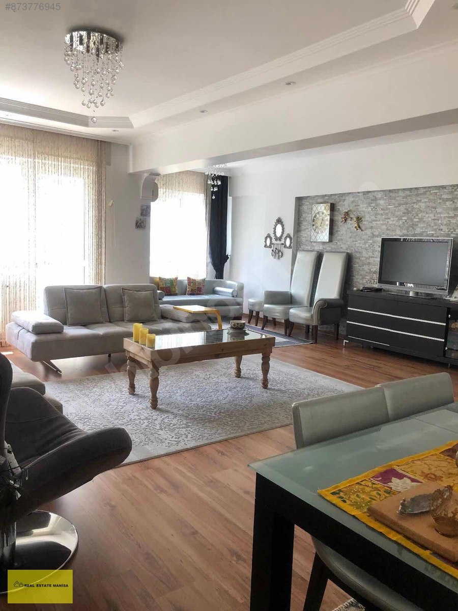 MANİSA ÇARŞI MERKEZDE 3+1 DUBLEKS KOMBİ ASANSÖRLÜ ŞIK BİR DAİRE