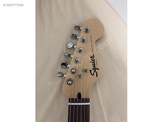 Squier Elektro Gitar