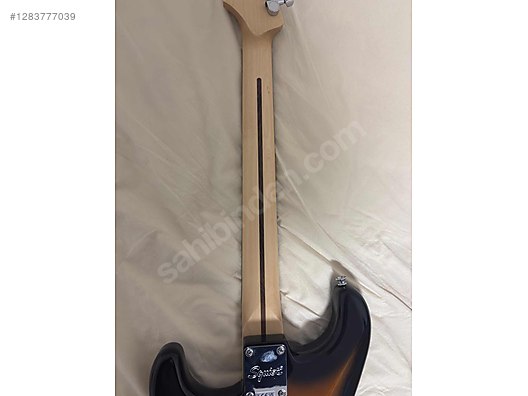 Squier Elektro Gitar