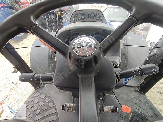 Machinery / Agricultural Machines / Tractors / New Holland / TR6.140