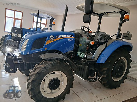 Machinery / Agricultural Machines / Tractors / New Holland / T4.60S