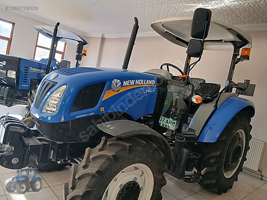 Machinery / Agricultural Machines / Tractors / New Holland / T4.60S