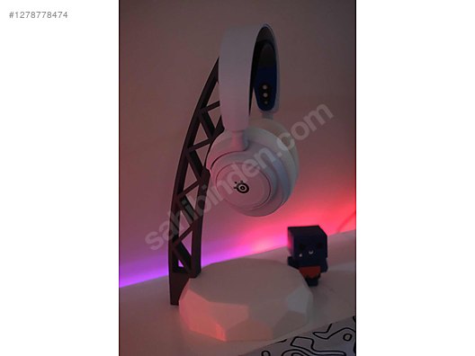 Used & Brand New Items / Computers / Peripherals / Headphones & Microphones