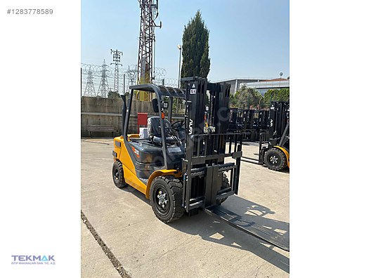 Machinery / Industrial / Carrying & Stacking Equipment / Forklifts / For Sale / Alfa