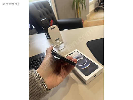 Used & Brand New Items / Cell Phones & Accessories / Cell Phones / Apple / iPhone 16e