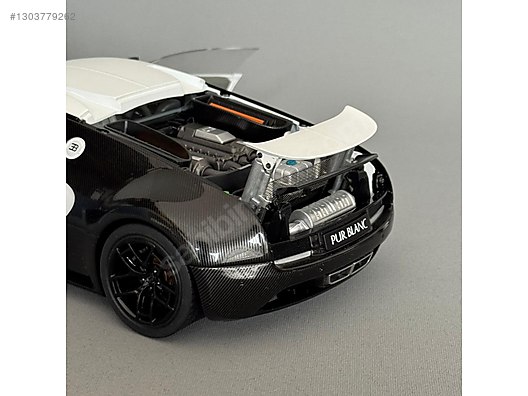 Bugatti Veyron 1/18スケルモデルミニカー Autoart - 1:18 Bugatti Veyron 16.4 Production Car #001 (2006