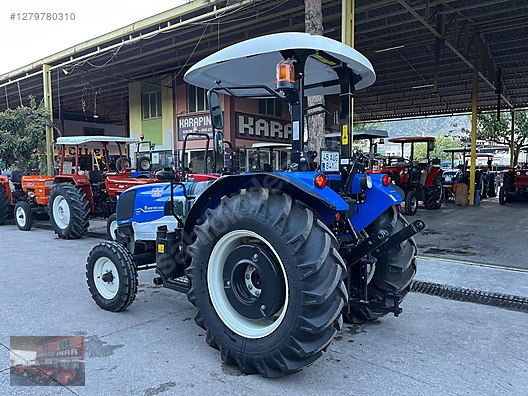 Machinery / Agricultural Machines / Tractors / New Holland / TT60 Classic