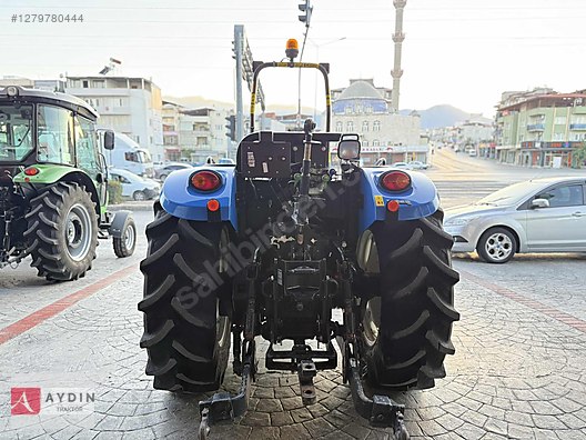 2021 Mağazadan İkinci El New Holland Satılık Traktör 1.300.000 TL'ye sahibinden.com'da