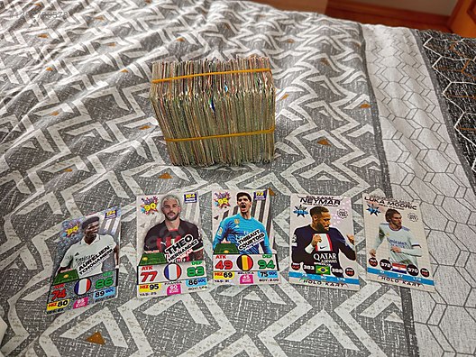 Used & Brand New Items / Collectibles / Objects / Pogs (Tazos)