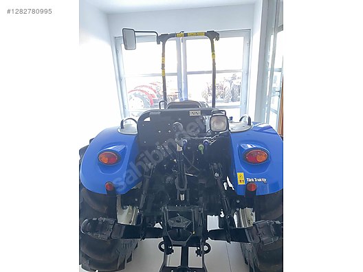 Machinery / Agricultural Machines / Tractors / New Holland / TD4.65B