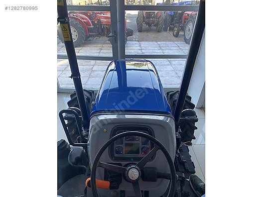 Machinery / Agricultural Machines / Tractors / New Holland / TD4.65B