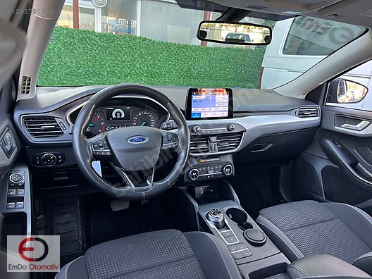 Vasıta / Otomobil / Ford / Focus / 1.5 EcoBlue / Titanium