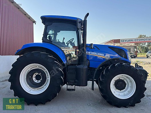 Machinery / Agricultural Machines / Tractors / New Holland / T7.210