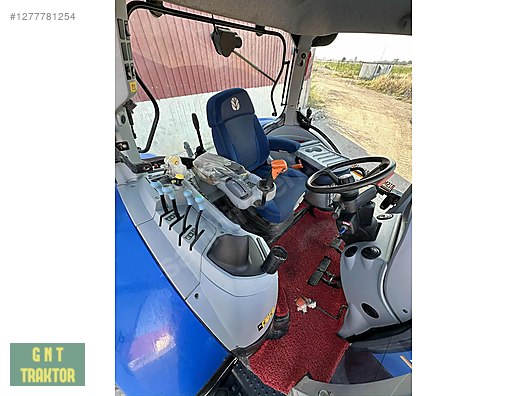 Machinery / Agricultural Machines / Tractors / New Holland / T7.210