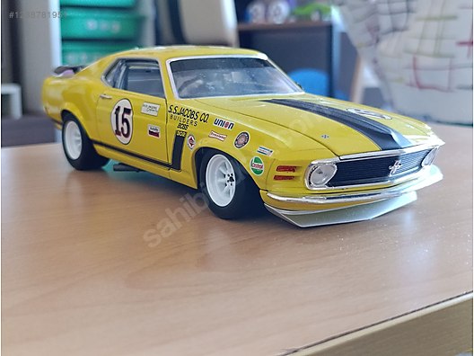 Ford Yellow Mustang 限定版 1/50 Ford Mustang GT