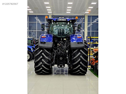 Machinery / Agricultural Machines / Tractors / New Holland / T7.315