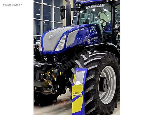 Machinery / Agricultural Machines / Tractors / New Holland / T7.315