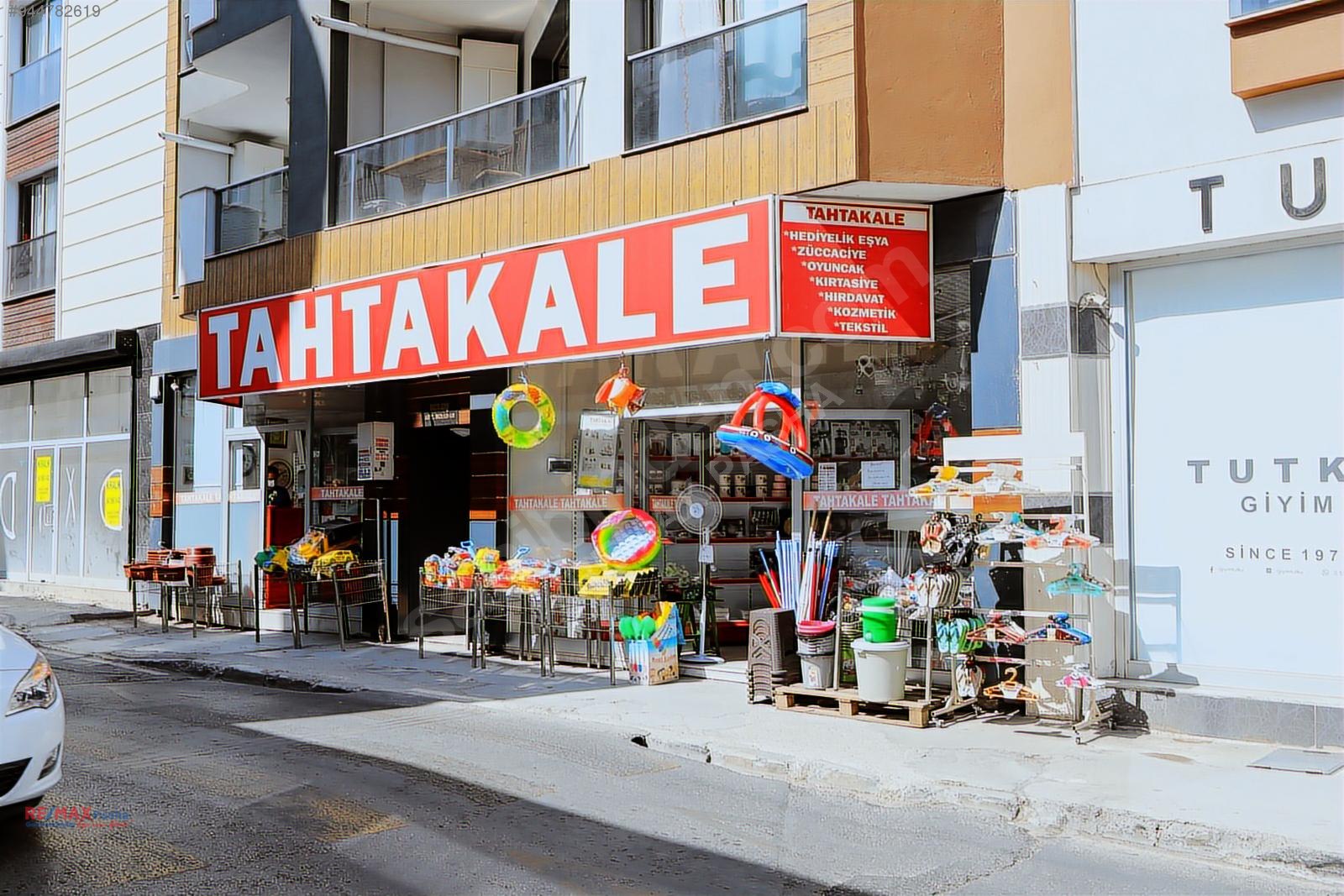 BUCA ÜÇKUYULAR�DA CADDE MAĞAZASI (YEŞİL CAMİİ KARŞISINDA) sahibinden