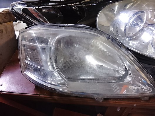 LOGAN FAR SAĞ SOL ORJ - Dacia Yedek Parça ürün fotoğrafı