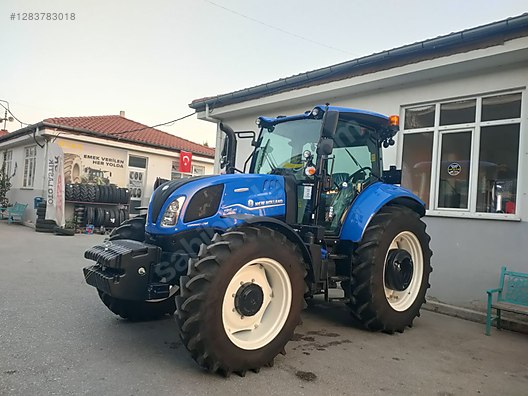 Machinery / Agricultural Machines / Tractors / New Holland / TR5.120