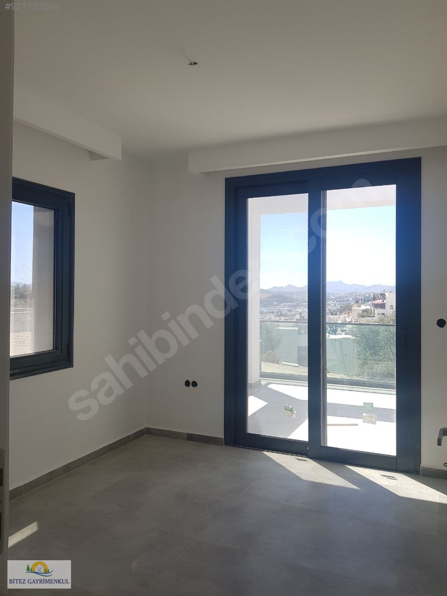 BODRUM MERKEZDE DENİZ MANZARALI 4+1 MÜSTAKİL VİLLA Kiralık Müstakil