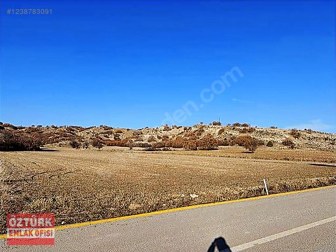 Asfalt Yol Cepheli Tek Tapu 4.290 m² Yatırımlık...