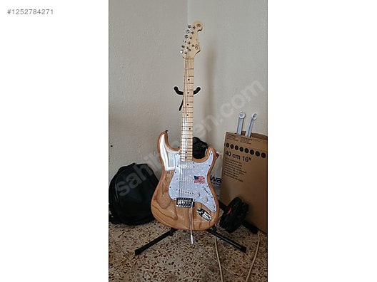 İkinci El ve Sıfır Alışveriş / Müzik / Müzik Aletleri / Telli Çalgılar / Gitar / Elektro