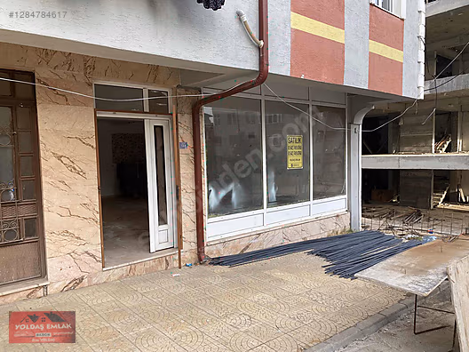 BAHÇELİ EVLERDE SATILIK DÜKKAN #1284784617