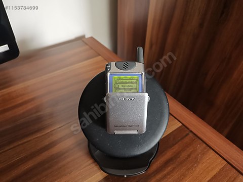 Sony Ericsson / Z5 / Sony cmd z5 on sahibinden.com - 1153784699