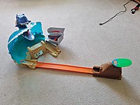 hot wheels köpek balığı kumsal yarışı