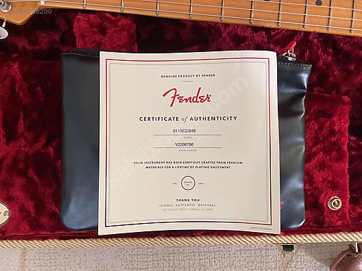 İkinci El ve Sıfır Alışveriş / Müzik / Müzik Aletleri / Telli Çalgılar / Gitar / Elektro